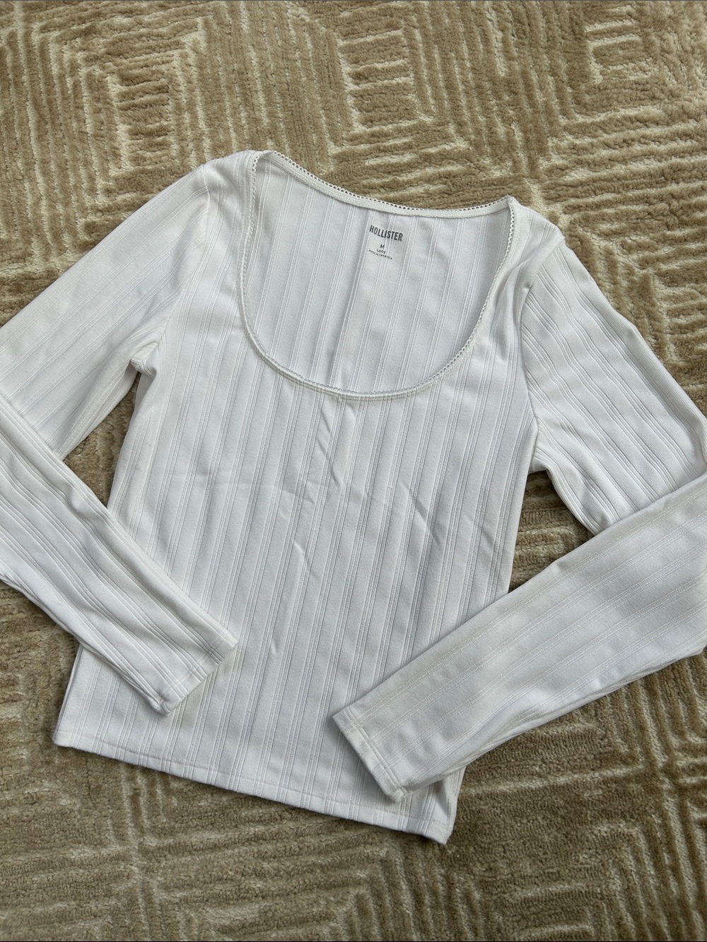 Hollister White Ribbed Scoop-Neck Long Sleeve Top, M